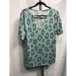 BIB! Women's Leopard Print Short Sleeve Top Mint Green Size Medium